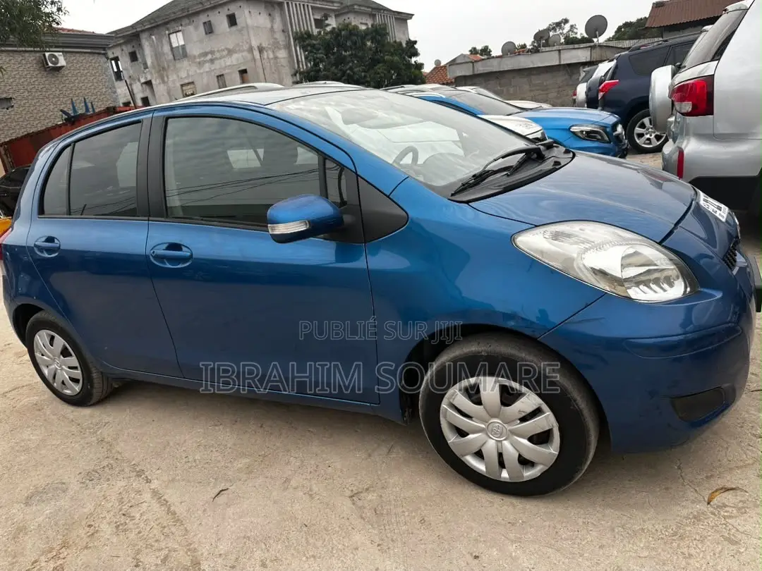 Toyota Yaris 2010 Bleu