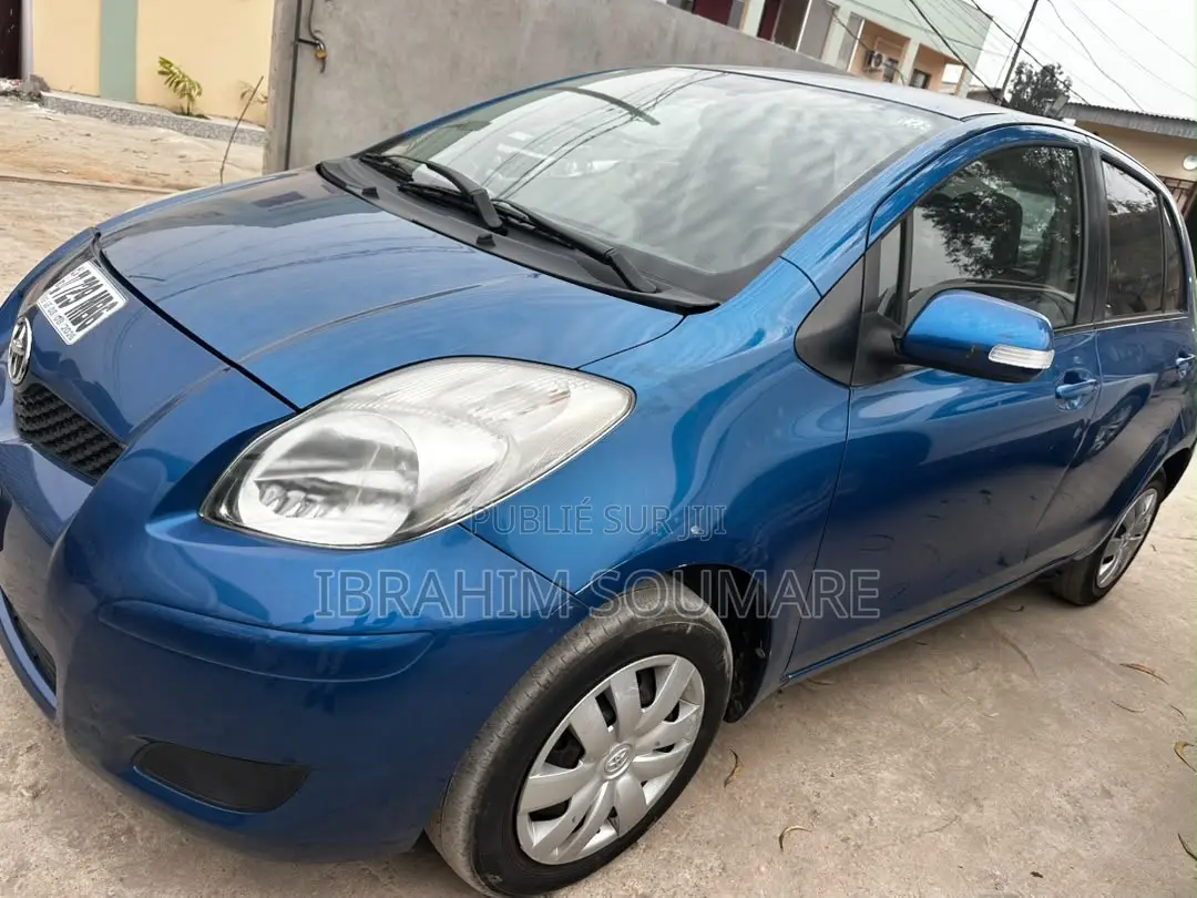 Toyota Yaris 2010 Bleu