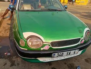 Toyota Corolla 2017 Vert