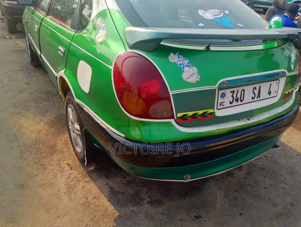 Toyota Corolla 2017 Vert
