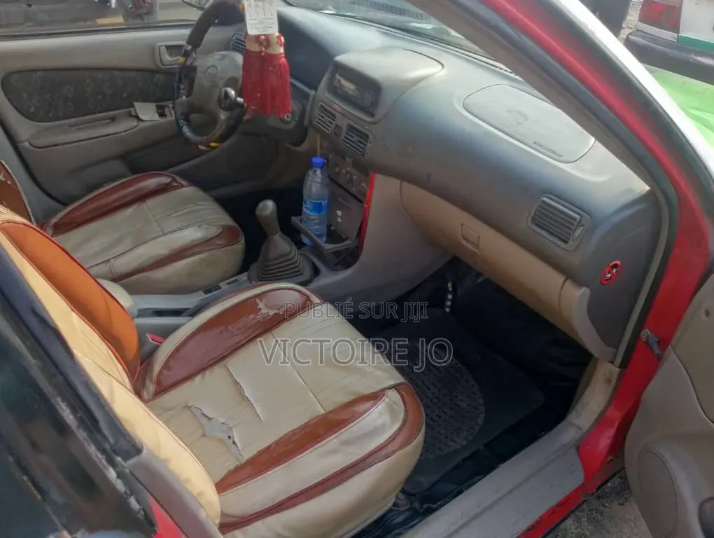 Toyota Corolla 2017 Vert