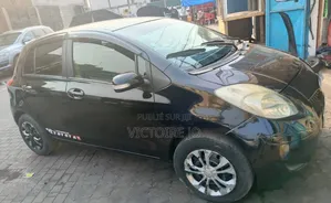 Toyota Yaris 2018 Noir