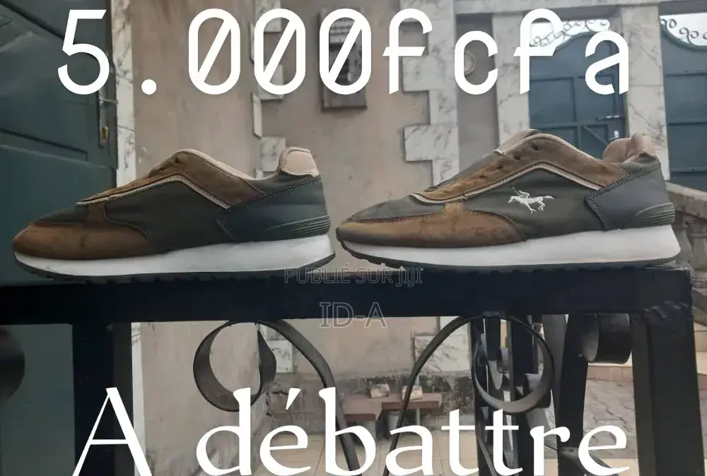 Baskets Style Polo Taille 40 - Parfaites Avec Les Tenues Congo