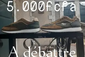 Baskets Style Polo Taille 40 - Parfaites Avec Les Tenues Congo