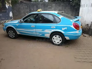 Toyota bB 2018 Blanc