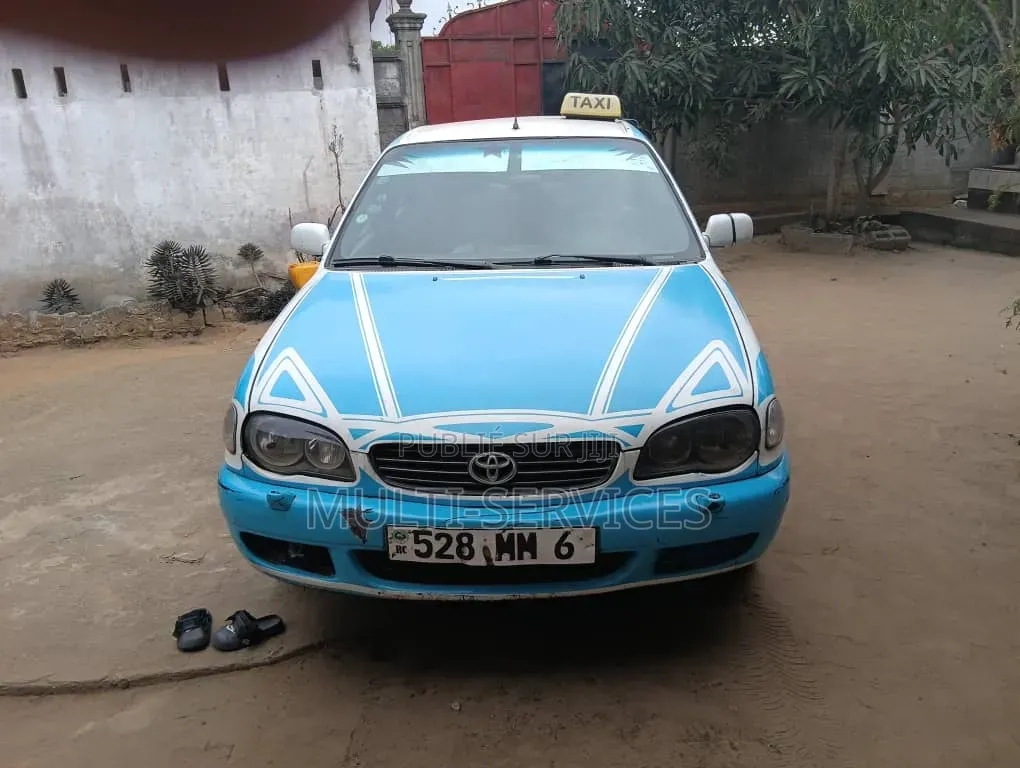 Toyota bB 2018 Blanc