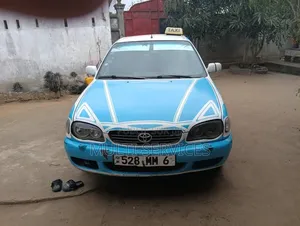 Toyota bB 2018 Blanc