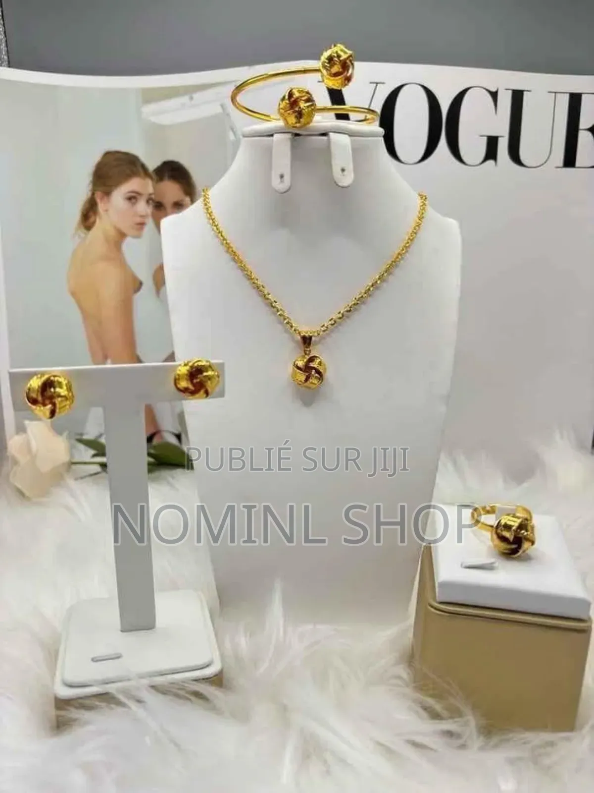 Ensemble De Bijoux