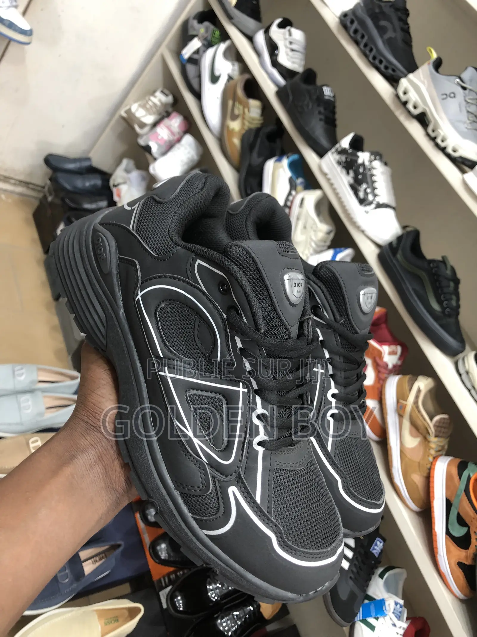 Christian Dior B30