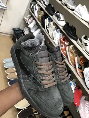 Nike Travis Scott