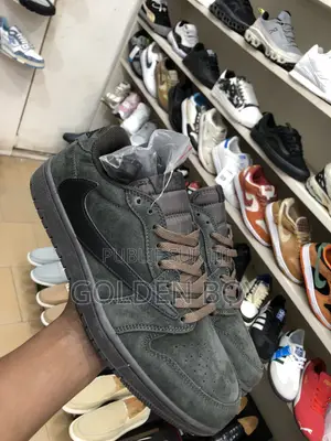 Nike Travis Scott