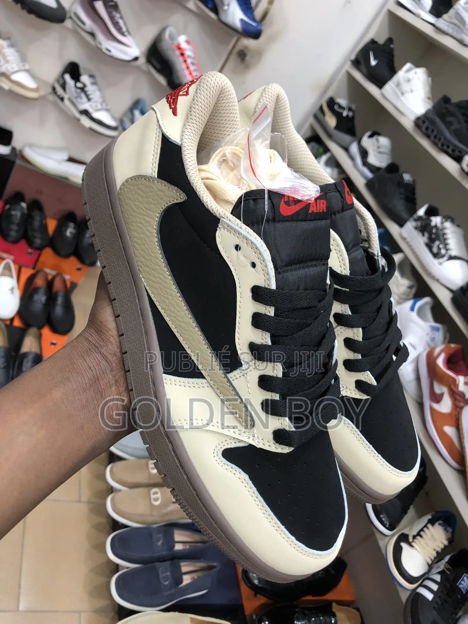 Nike Travis Scott