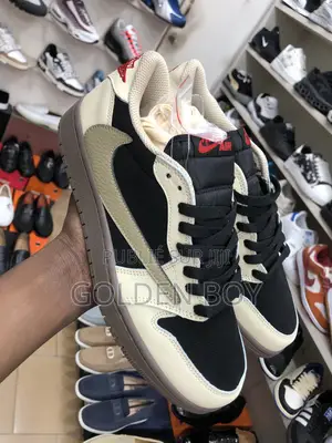 Nike Travis Scott