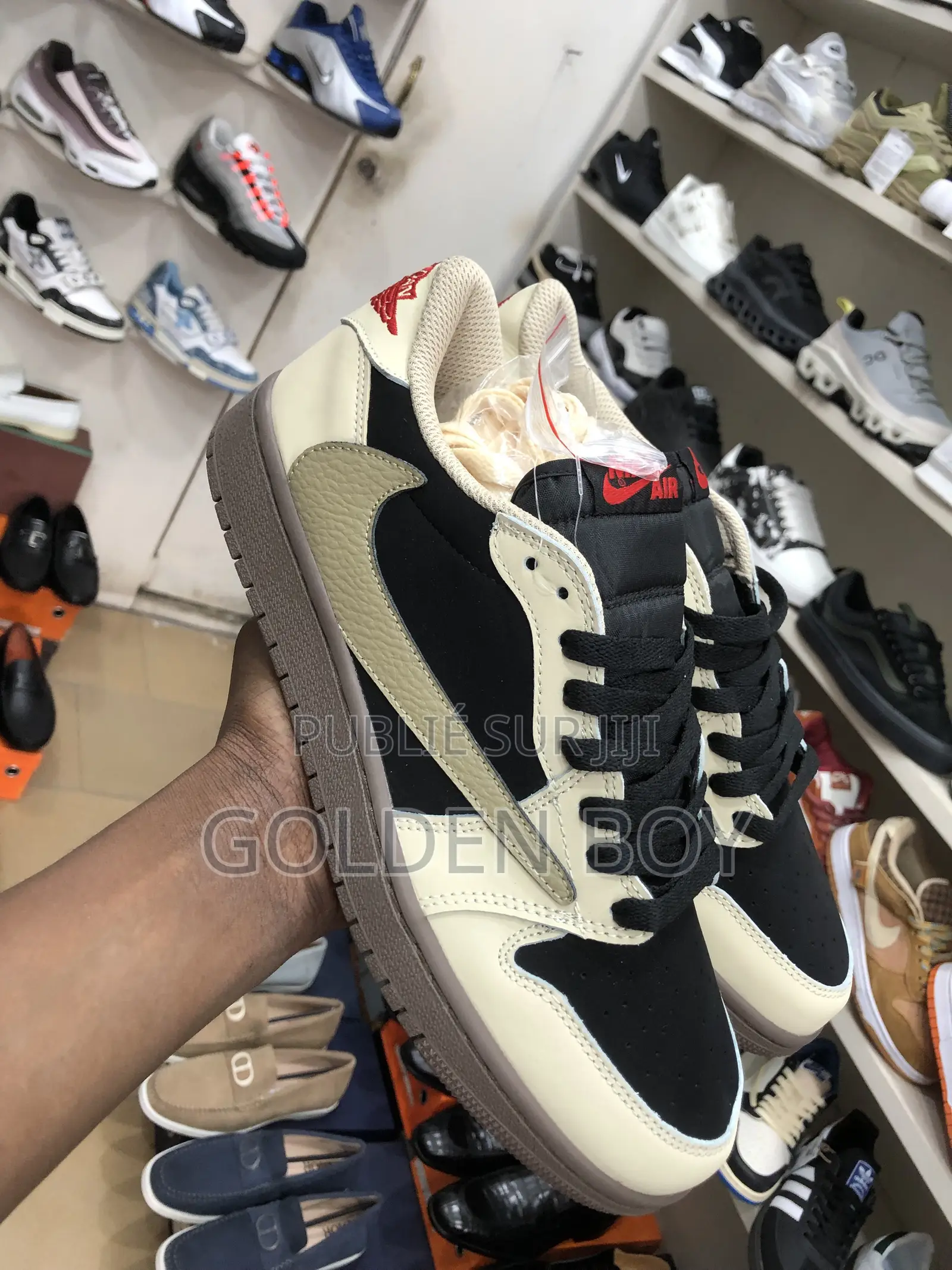 Nike Travis Scott