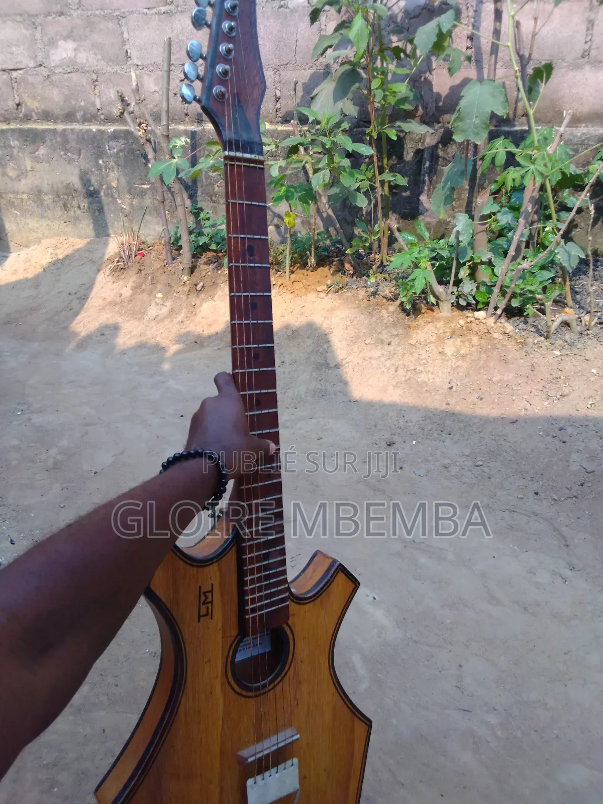 Instrument Guitare À Corde