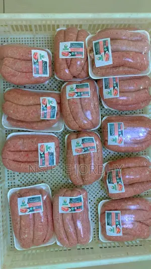Ventes Des Cartons De Saucisses À Des Prix Très Avantageux