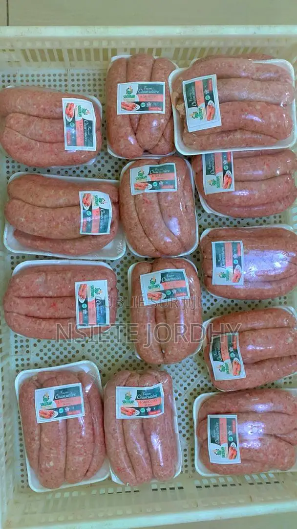 Ventes Des Cartons De Saucisses À Des Prix Très Avantageux