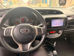Toyota Vitz 2016 Autre