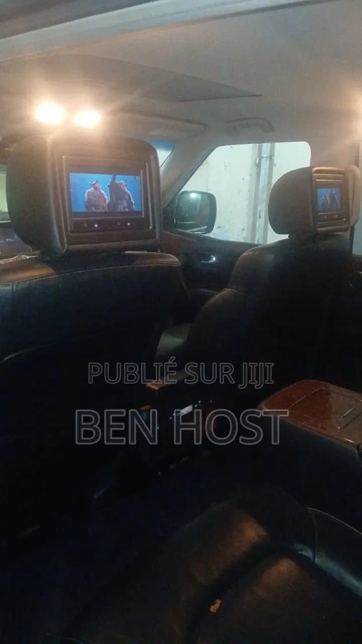 Infiniti QX80 PREMIUM SELECT 2022 Gris
