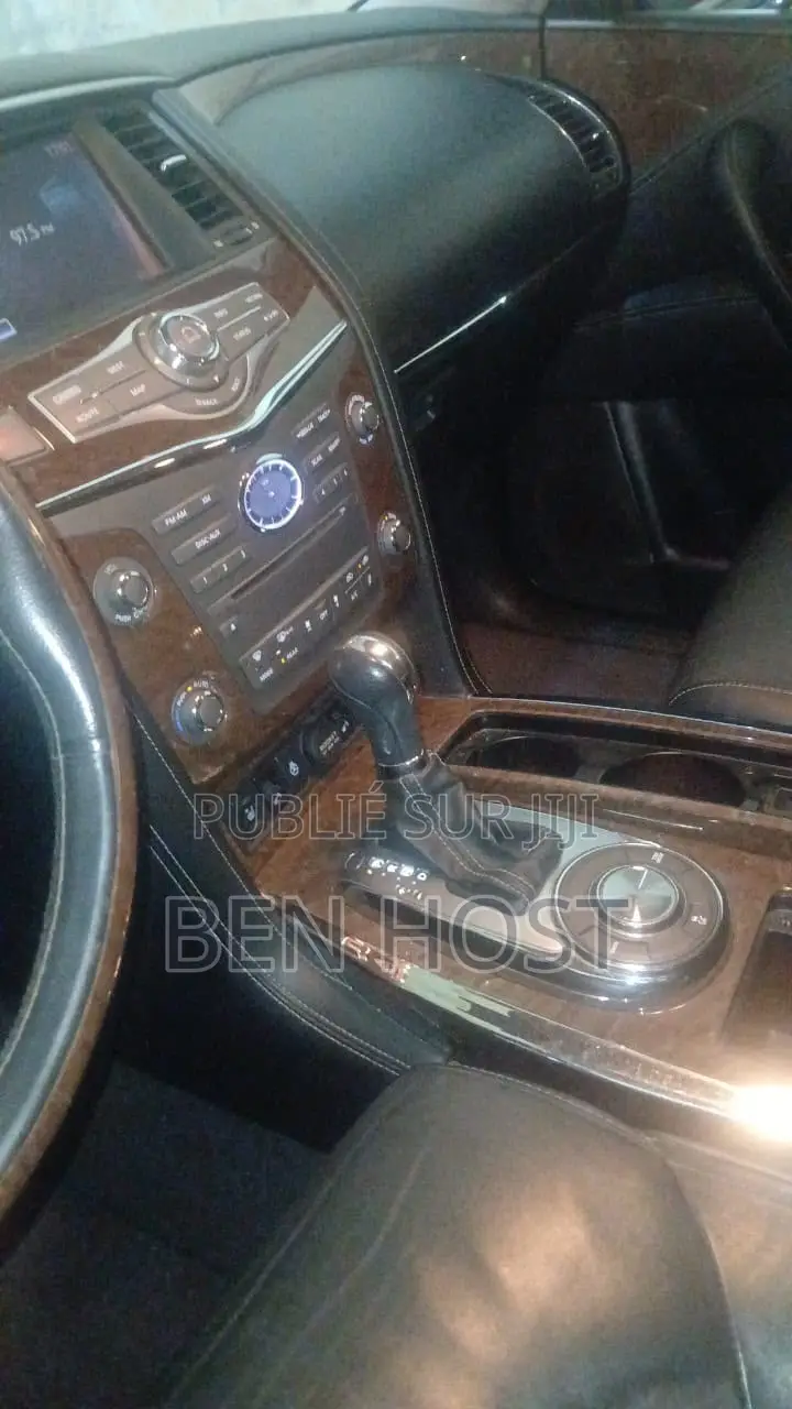 Infiniti QX80 PREMIUM SELECT 2022 Gris