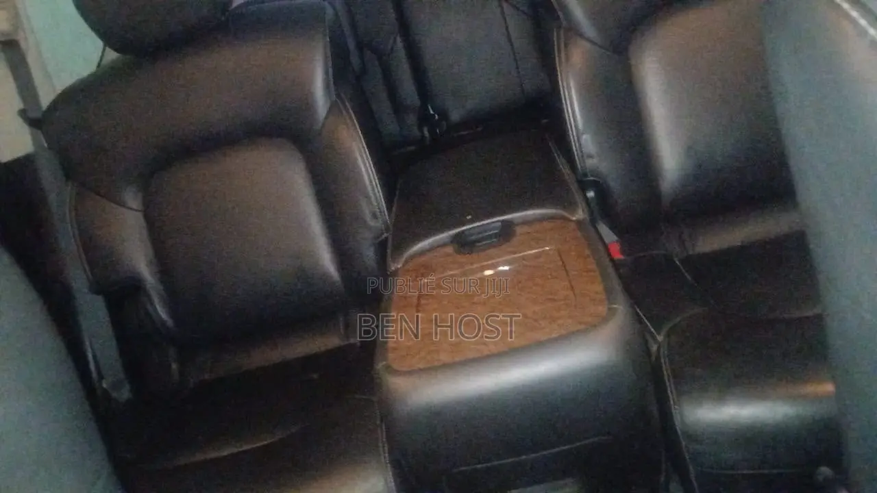 Infiniti QX80 PREMIUM SELECT 2022 Gris