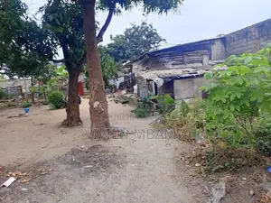 2 Terrains a Mpita