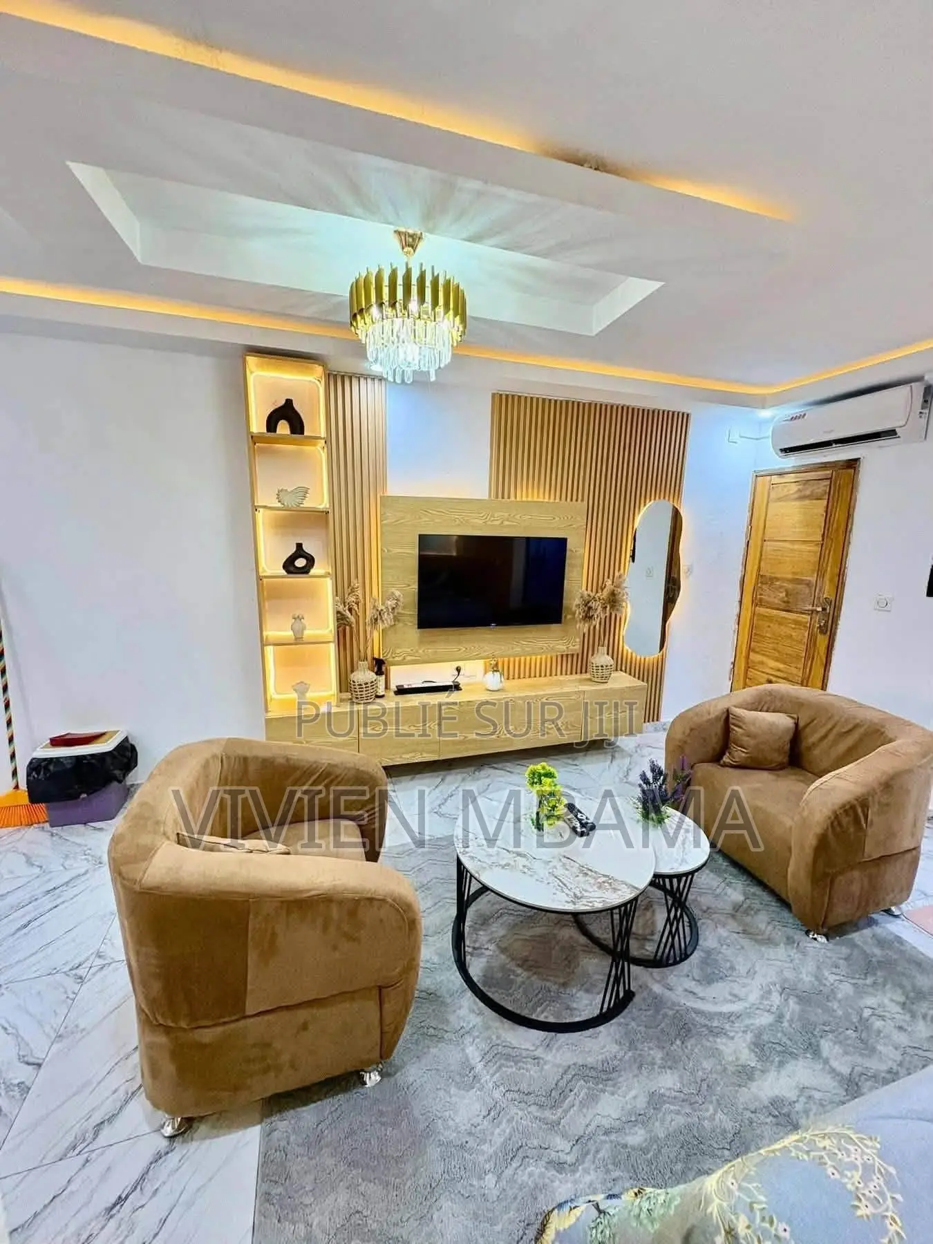 Meublé 1chbre Appartement dans Mvoumvou à Louer