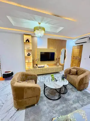 Meublé 1chbre Appartement dans Mvoumvou à Louer