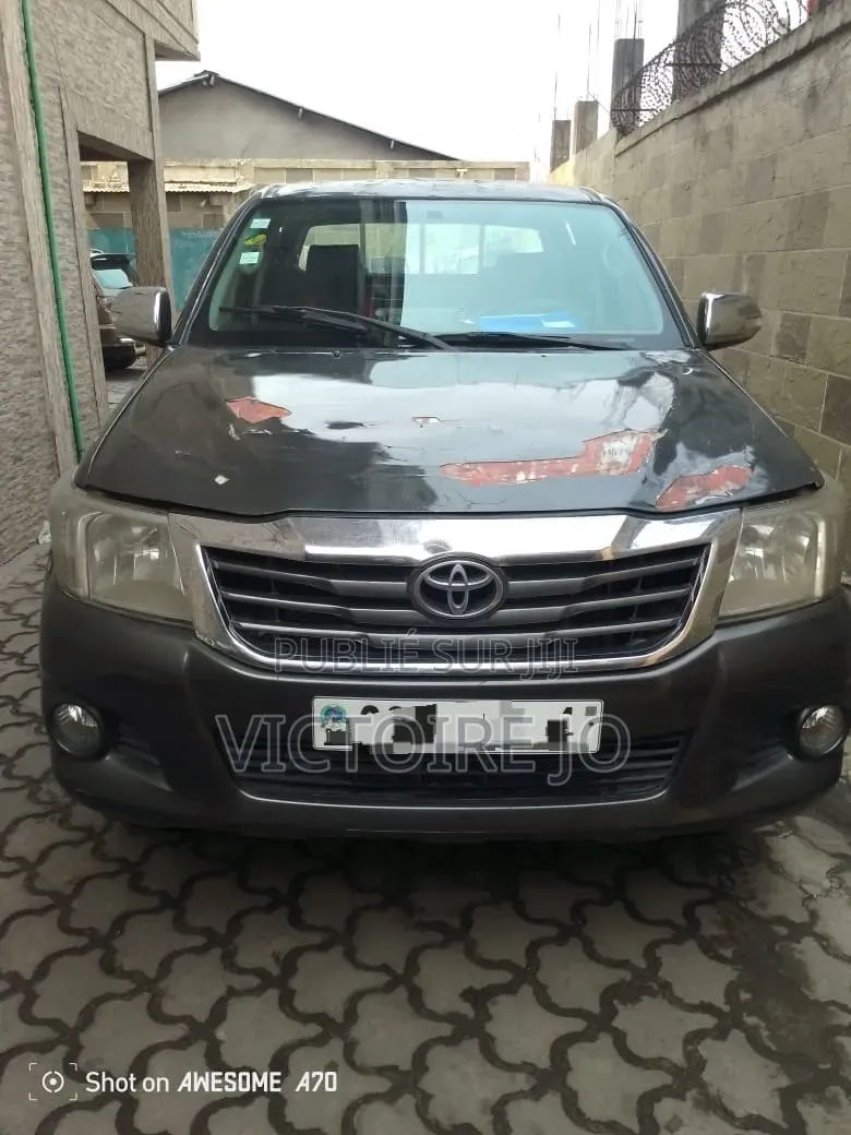 Toyota Hilux 2015 Noir