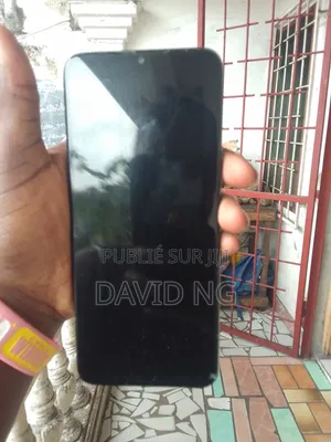 Nouveau Tecno Pova Neo 3 128 GB Noir