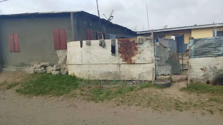 4chbre Maison dans Multiverservices, Tié-Tié à Vendre