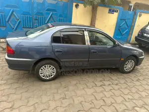 Toyota Avensis Wagon 1.8 VVT-i 2000 Bleu