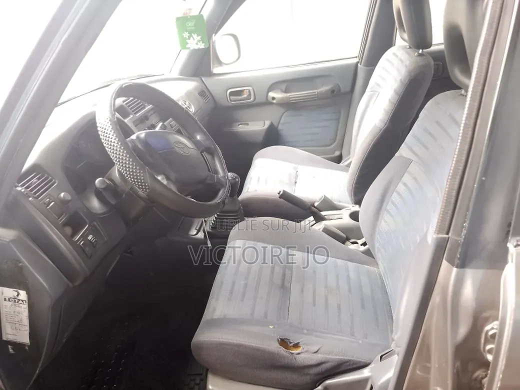 Toyota RAV4 2005 Marron