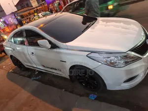 Hyundai Grandeur 2015 Blanc