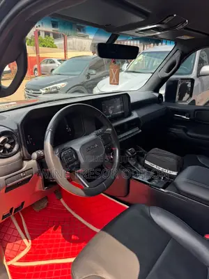 Toyota Land Cruiser Prado 2.4 Petrol 2025 Gris