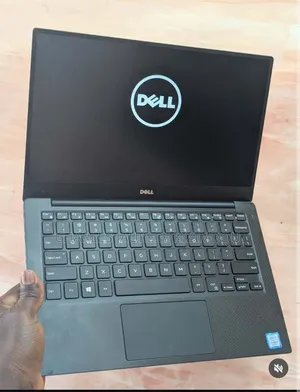 Nouveau Dell XPS 13 9360 8GB Intel Core i5 SSD 256GB