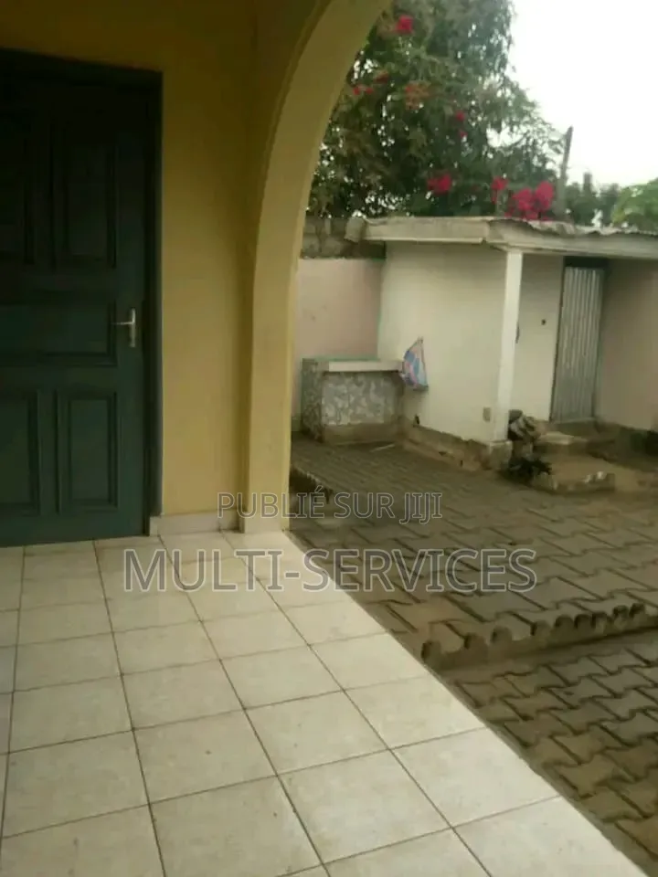 2chbre Appartement dans Multiverservices, Tié-Tié à Vendre