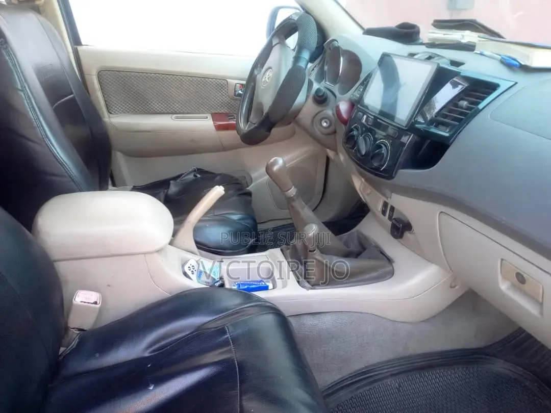 Toyota Fortuner 2014 Gris