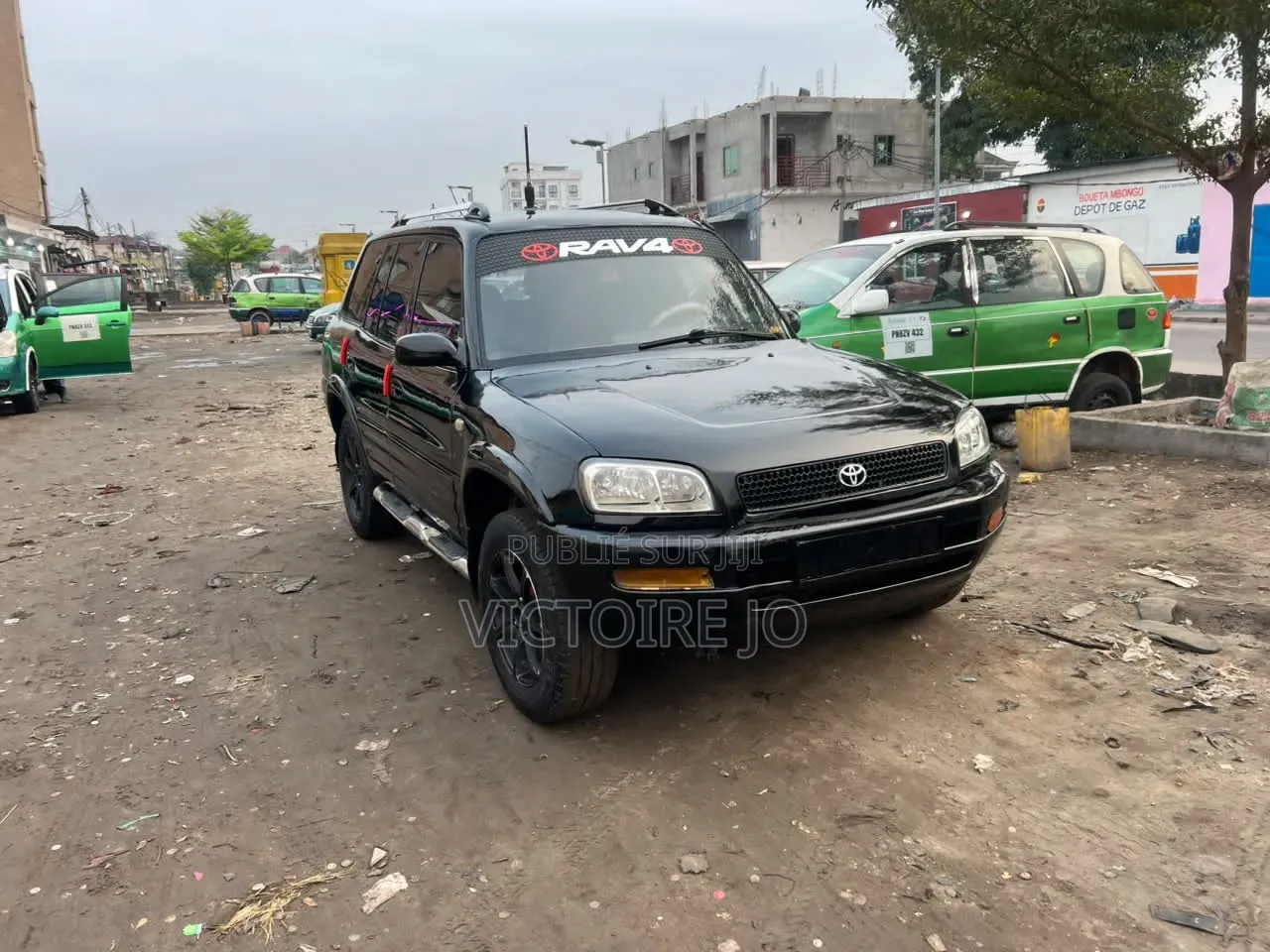 Toyota RAV4 1999 Noir