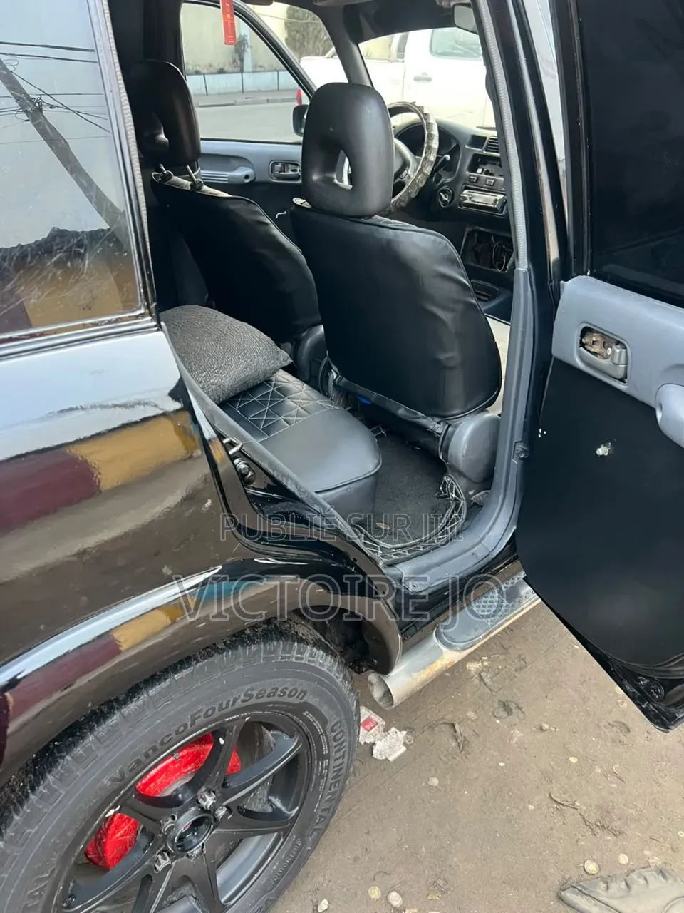 Toyota RAV4 1999 Noir