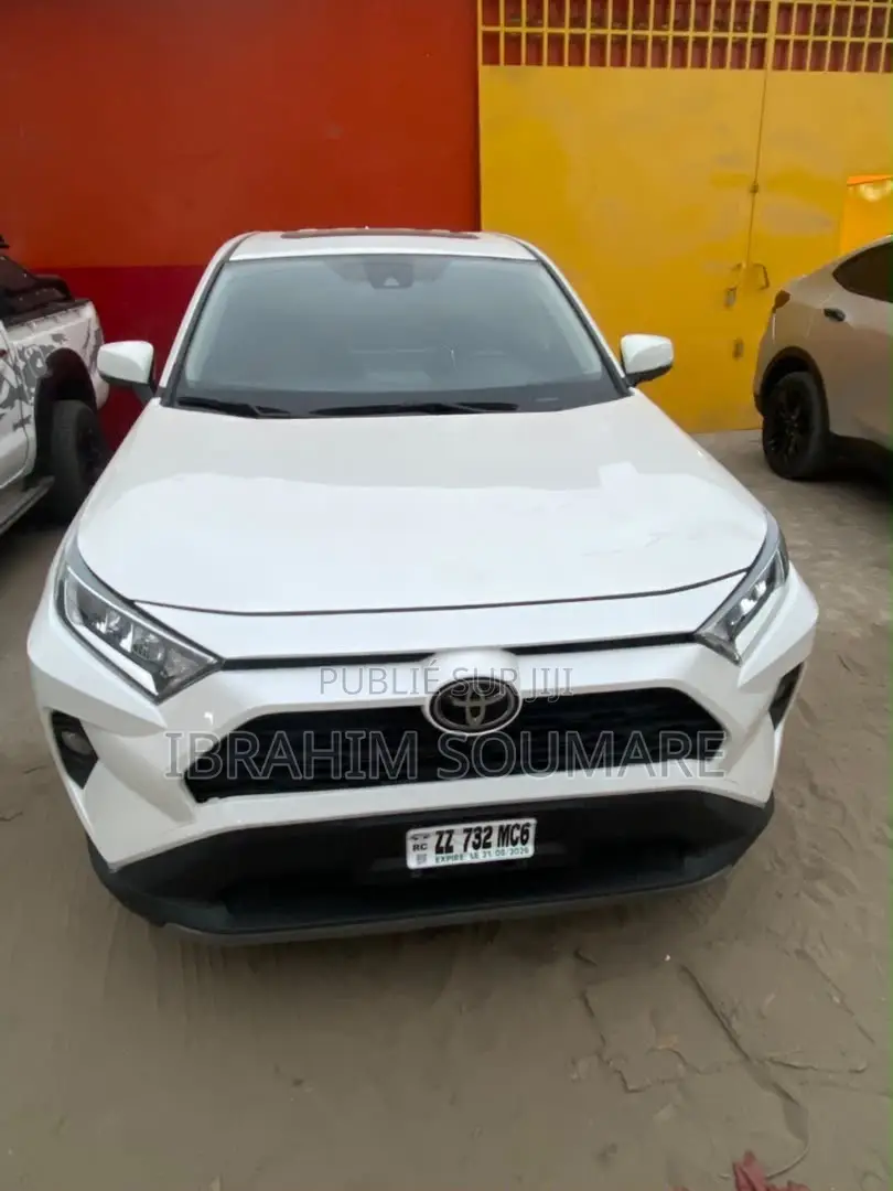 Toyota RAV4 2022 Blanc cassé