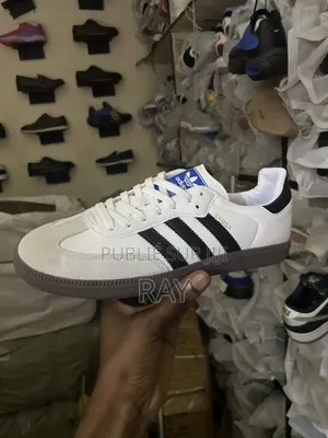 Combo Samba Adidas Et La Air Force 1 Nike