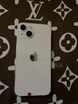 Pomme iPhone 13 128 GB Autre
