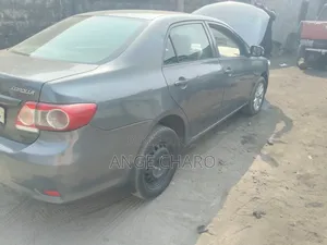 Toyota Corolla Altis 2004 Noir Mat