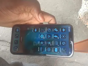 Pomme iPhone 11 128 GB Noir