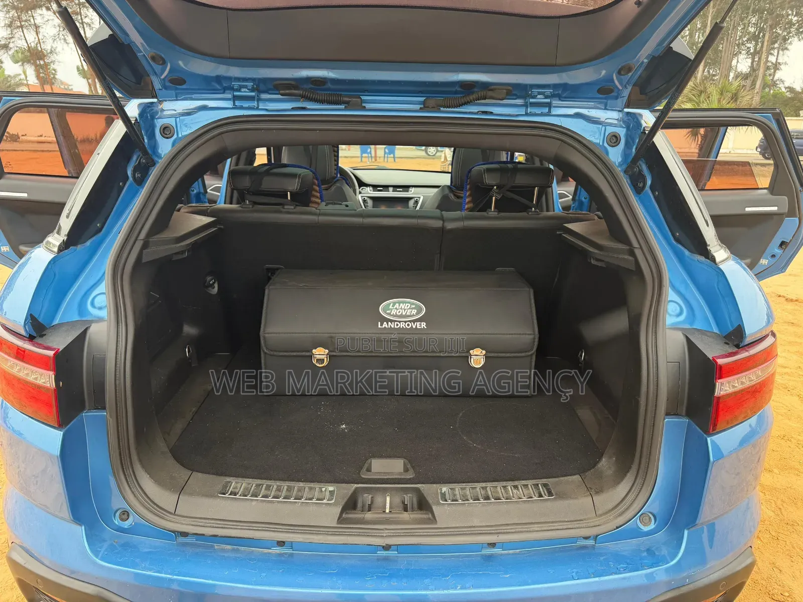 Land Rover Range Rover Evoque SE Premium 4x4 5-Door 2019 Bleu