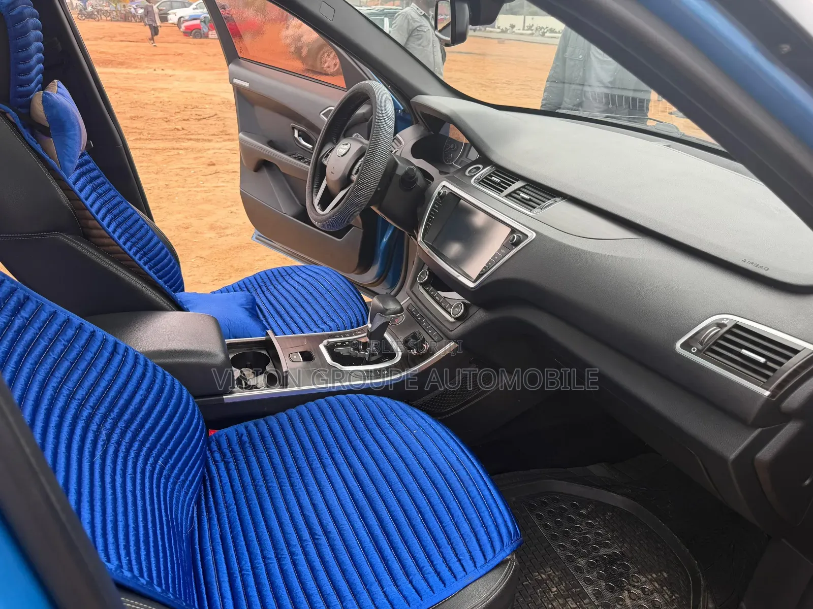 Land Rover Range Rover Evoque SE Premium 4x4 5-Door 2019 Bleu