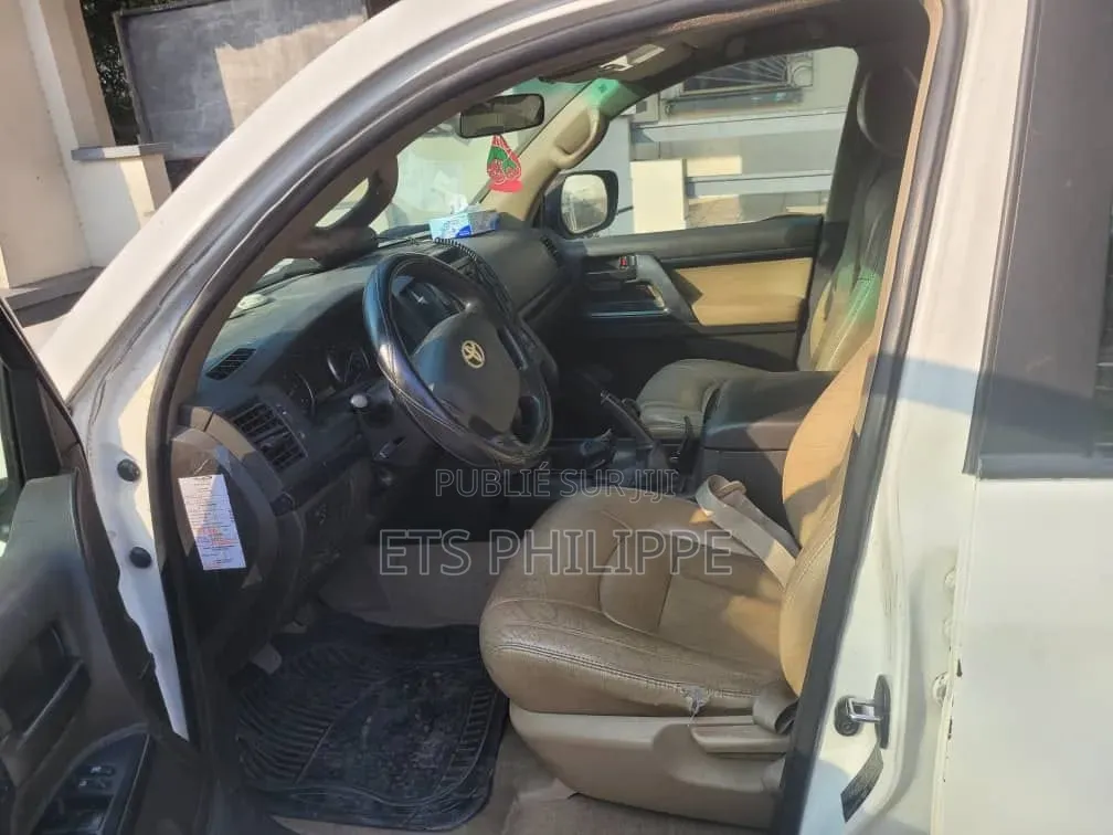Toyota Land Cruiser Prado 2010 Blanc