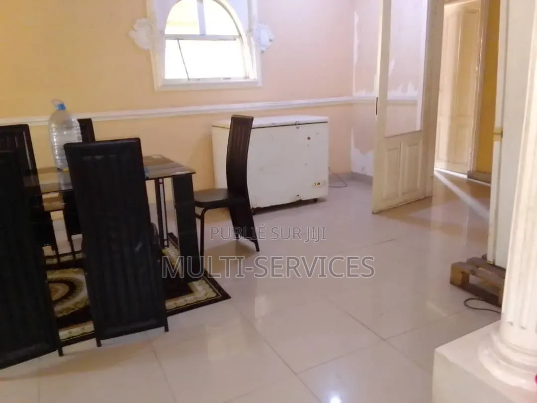 4chbre Villa dans Tié-Tié à Vendre