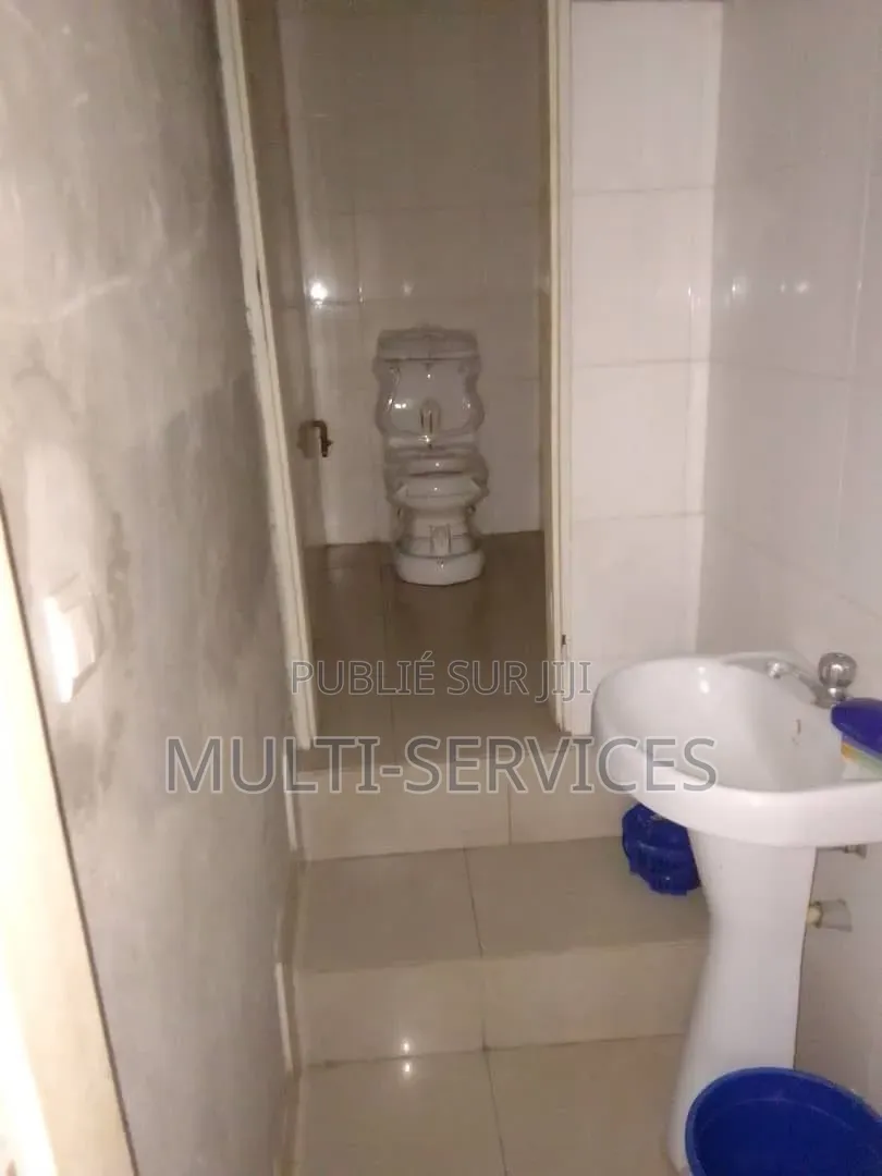 4chbre Villa dans Tié-Tié à Vendre